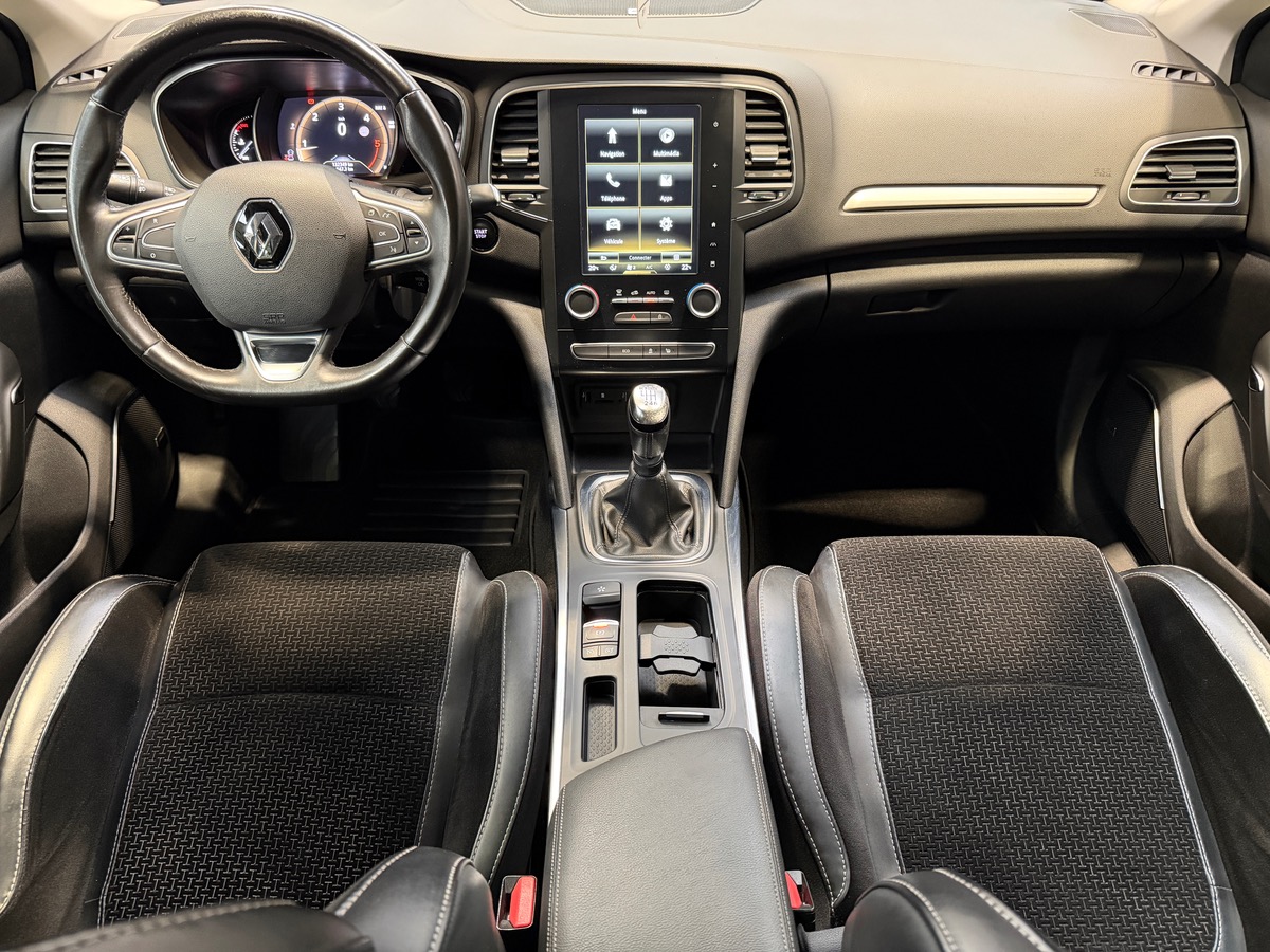 RENAULT Megane Estate IV DCI 130 cv Energy Intens / Attelage / Hifi BOSE / Caméra