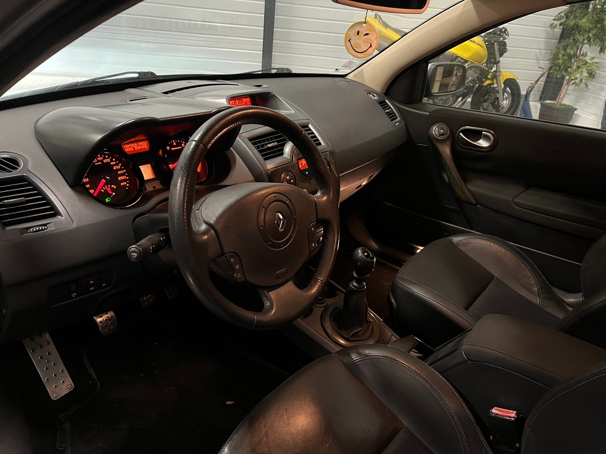 RENAULT Megane 2.0 TROPHY RS