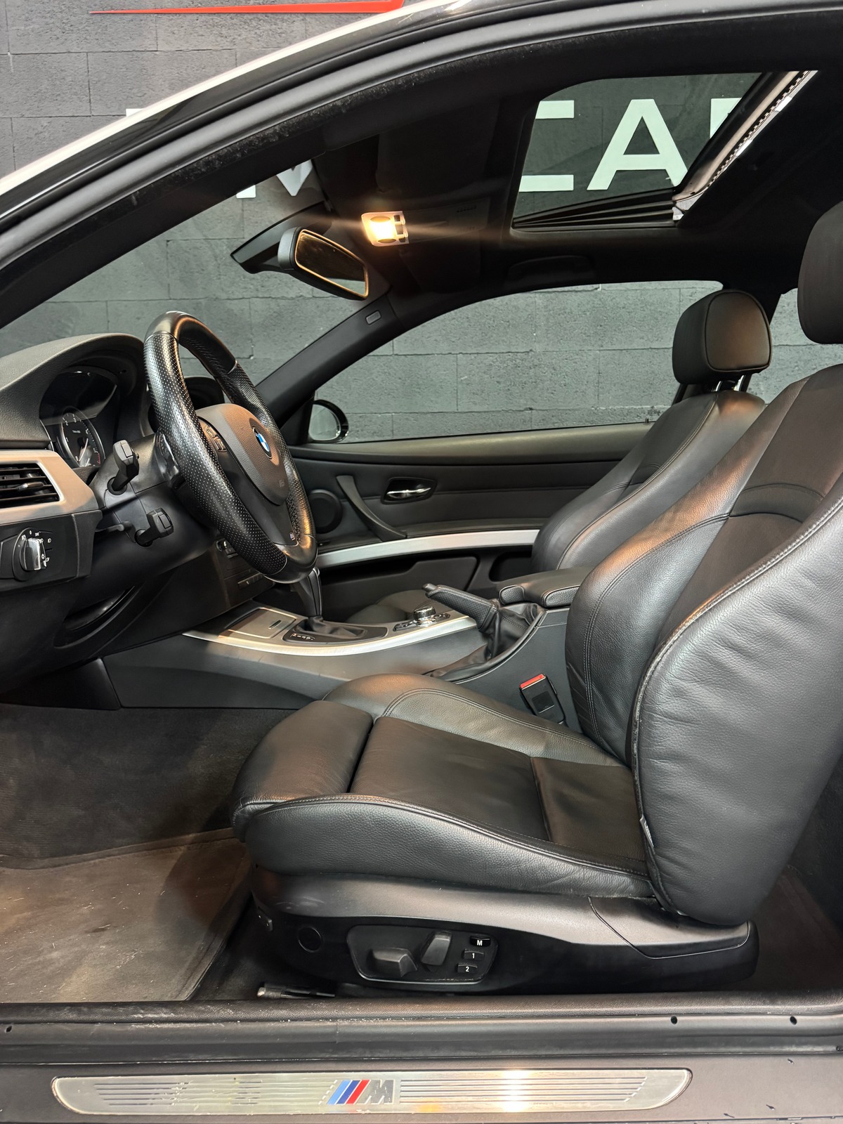 Bmw Série 3 E92 335 DA 286 SPORT DESIGN PACK M