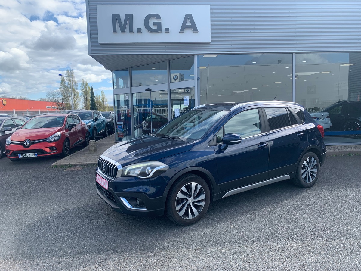 Suzuki SX4 S-Cross 140 | Style | Toit ouvrant panoramique | Régulateur vitesse adaptatif | Caméra