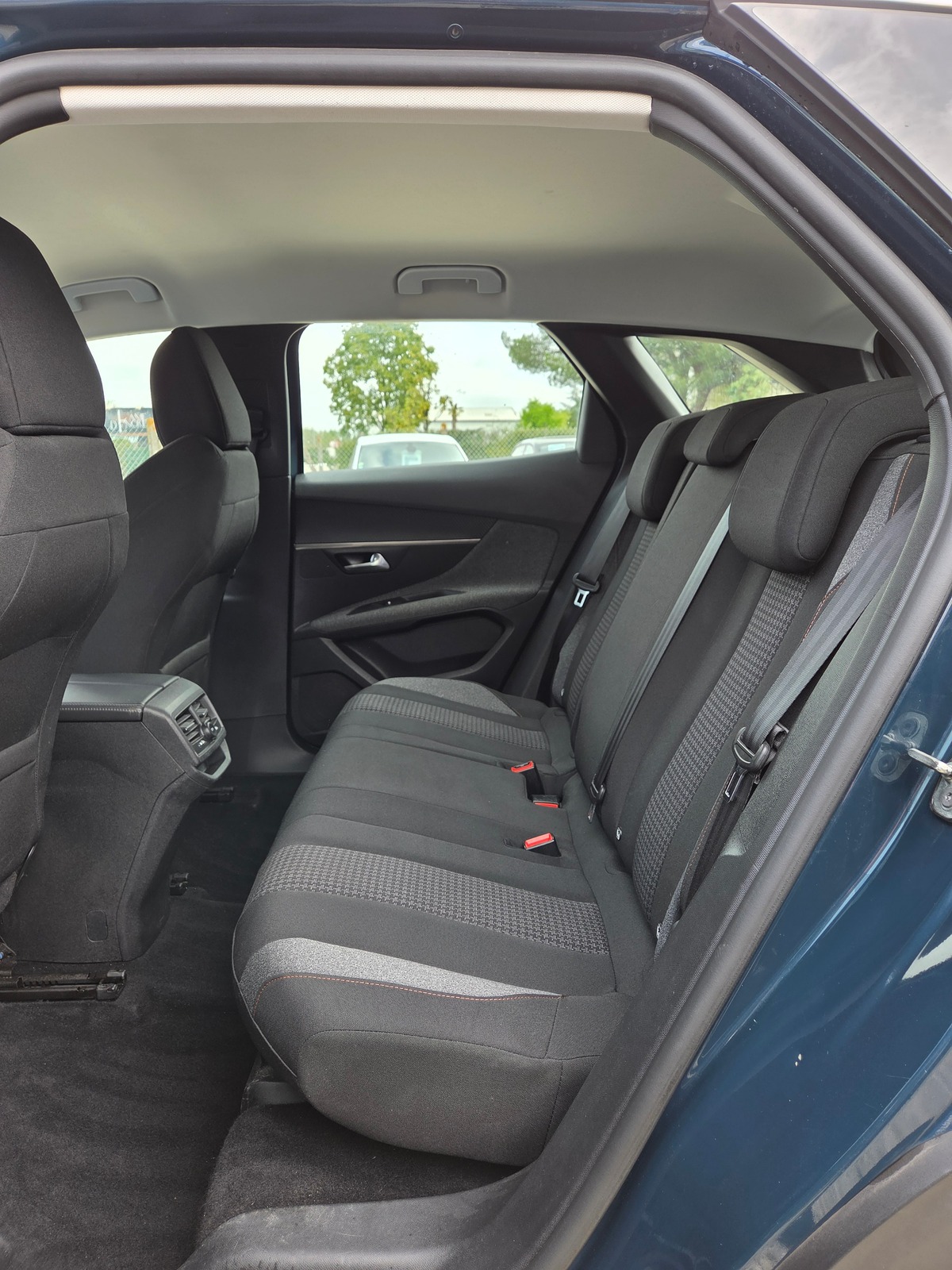 Peugeot 3008 1.5 BHDI 130 CV / 1ERE MAIN / TVA RECUPERABLE