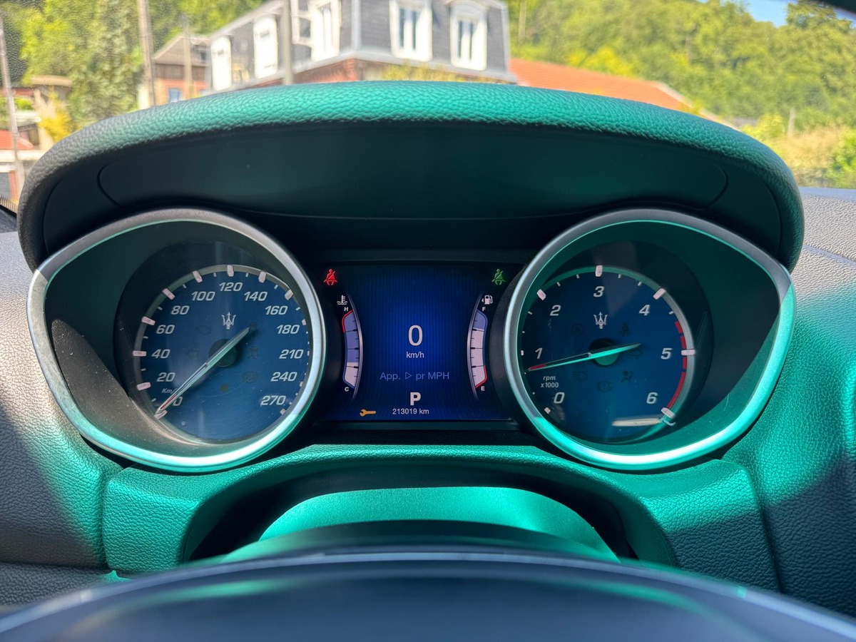 Maserati Ghibli 3.0 V6 Diesel 275 ZF8 - GARANTIE - Révisé