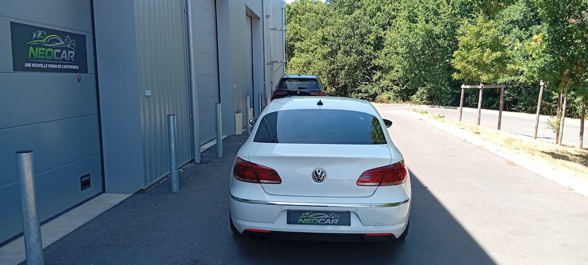 Volkswagen Passat CC 2.0 TDI 140ch Carat DSG6 Pack R line / Suivi d'entretien à jour