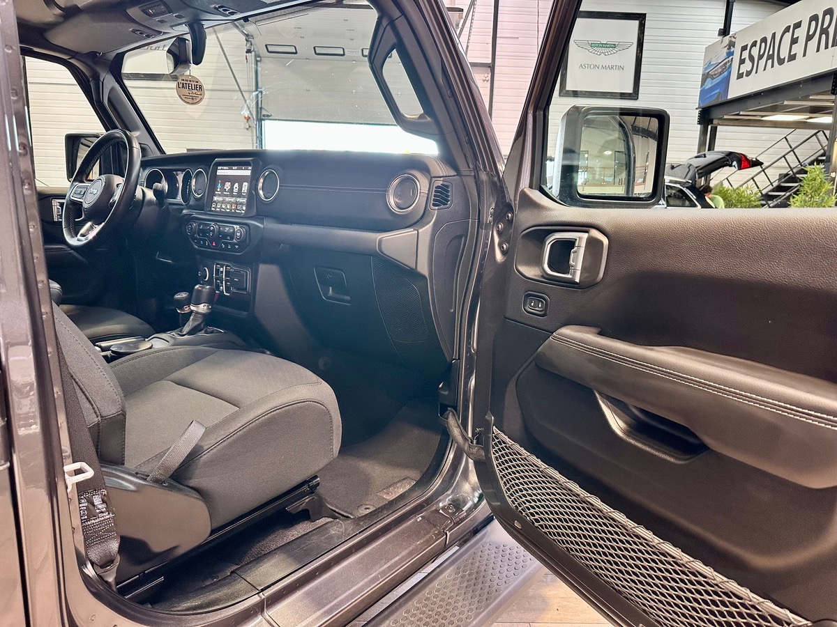Jeep Wrangler IV 2.0 T 380 4XE Sahara 4WD