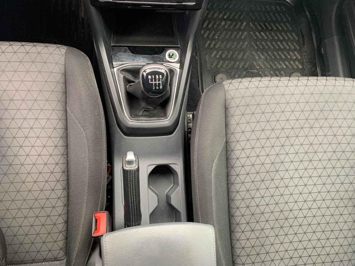 Volkswagen T-Cross 110 | LIFE | Apple Car Play Android Auto | Radar stationnement avant et arriére