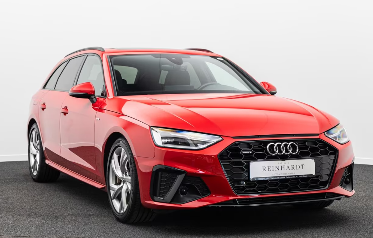 Audi A4 Avant V 45 TDI 231ch S line quattro tiptronic 8 Rouge Tango Toit ouvrant Cuir