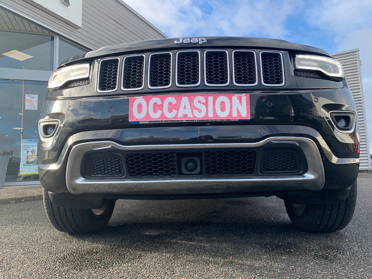 Jeep Grand Cherokee 250 ch | Overland | Toit ouvrant panoramique | Caméra de recul | Attelage