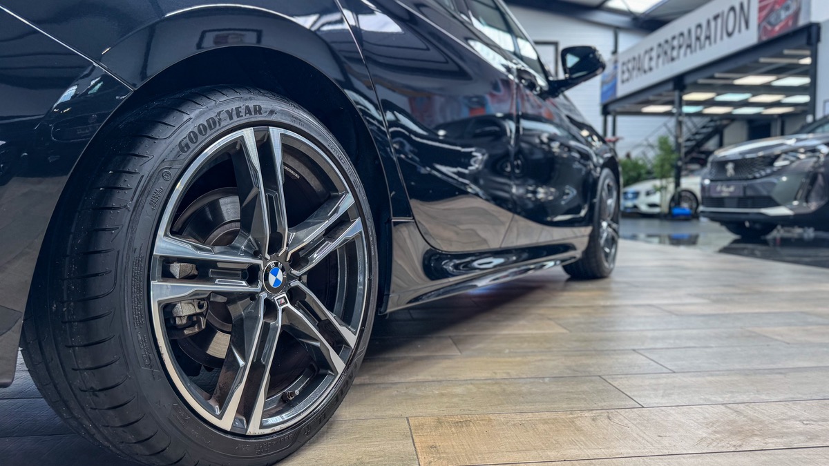 Bmw Série 1 118i 136 M SPORT / FRANCE / 1ERE MAIN FR / ENTRETIEN CONSTRUCTEUR A JOUR 