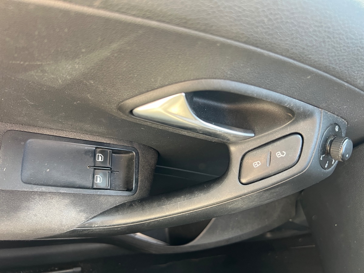 Volkswagen Polo V TRENDLINE 1,6L  90cv TDI , SUIVI COMPLET