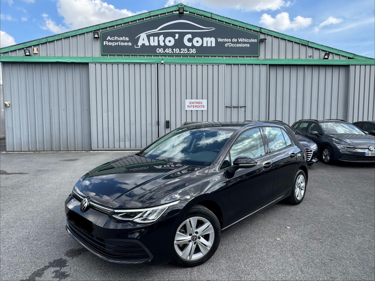 Volkswagen Golf VIII 1.0 ETSI 110CH LIFE BUSINESS DSG7 / 1ÈRE MAIN