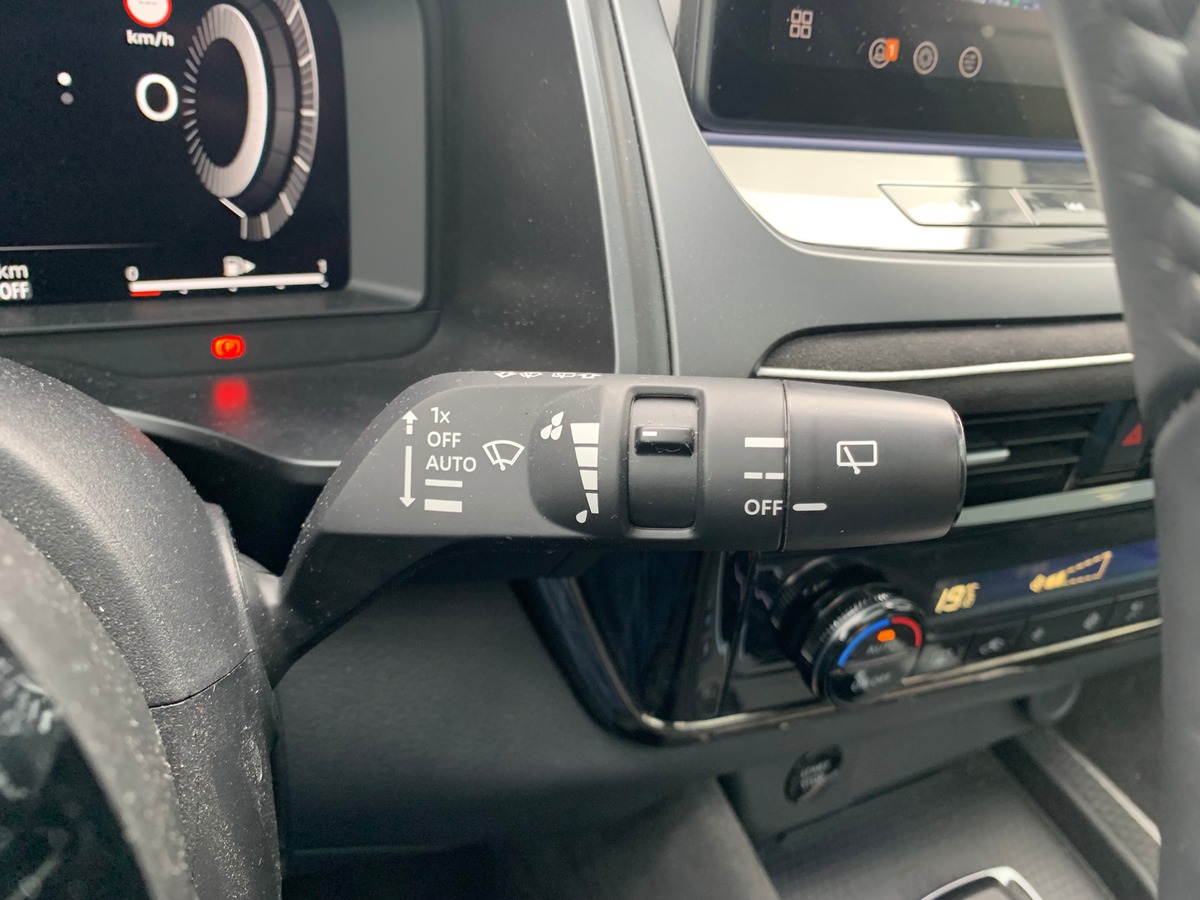 Nissan Qashqai 190 | N-design | e-POWER  | Toit panoramique | Régulateur vitesse adaptatif | Caméra