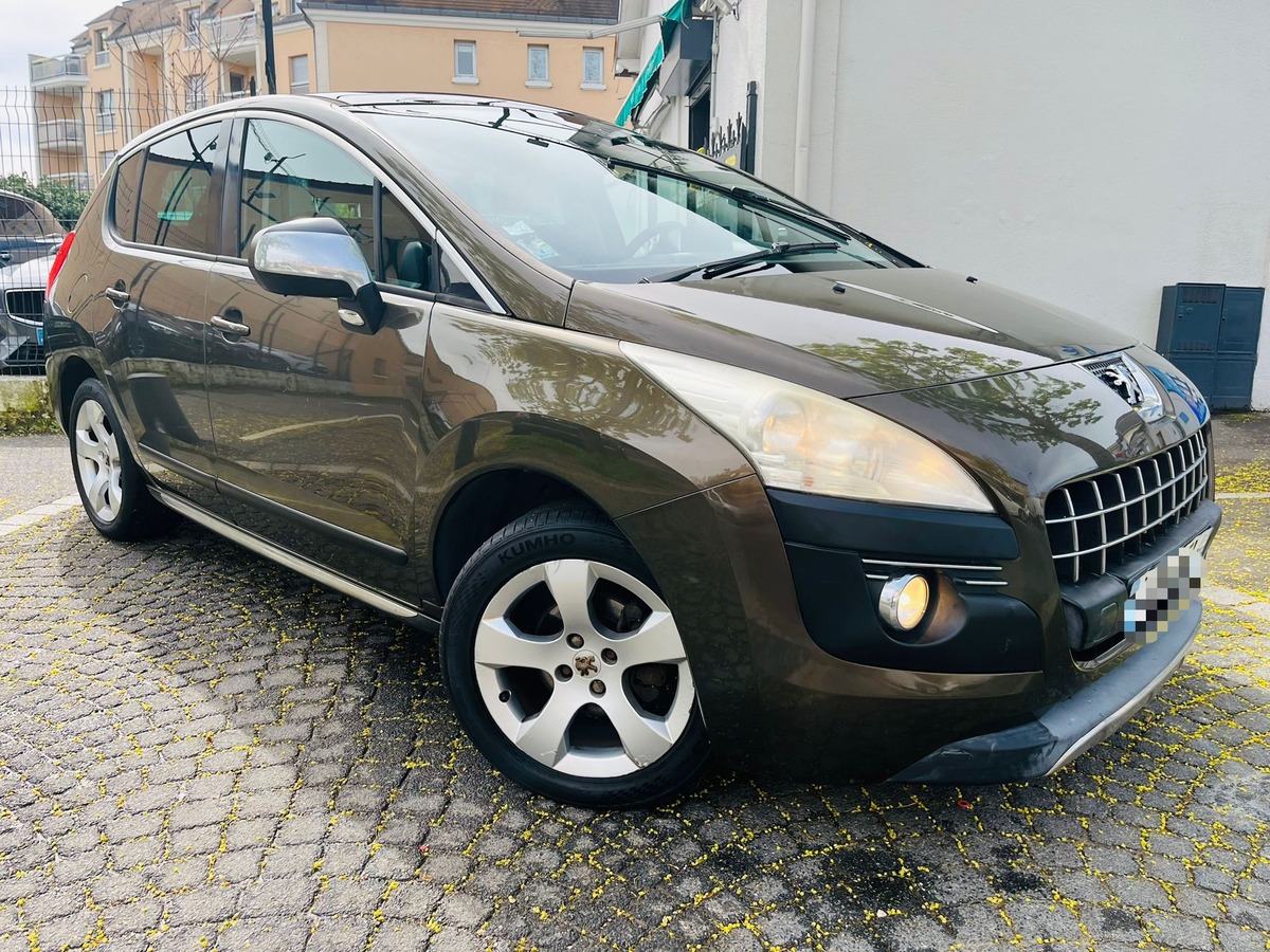 Peugeot 3008 Premium Pack - 1.6 Hdi 110cv BVA6  - 1ère Main - 4xCb - Reprise Possible