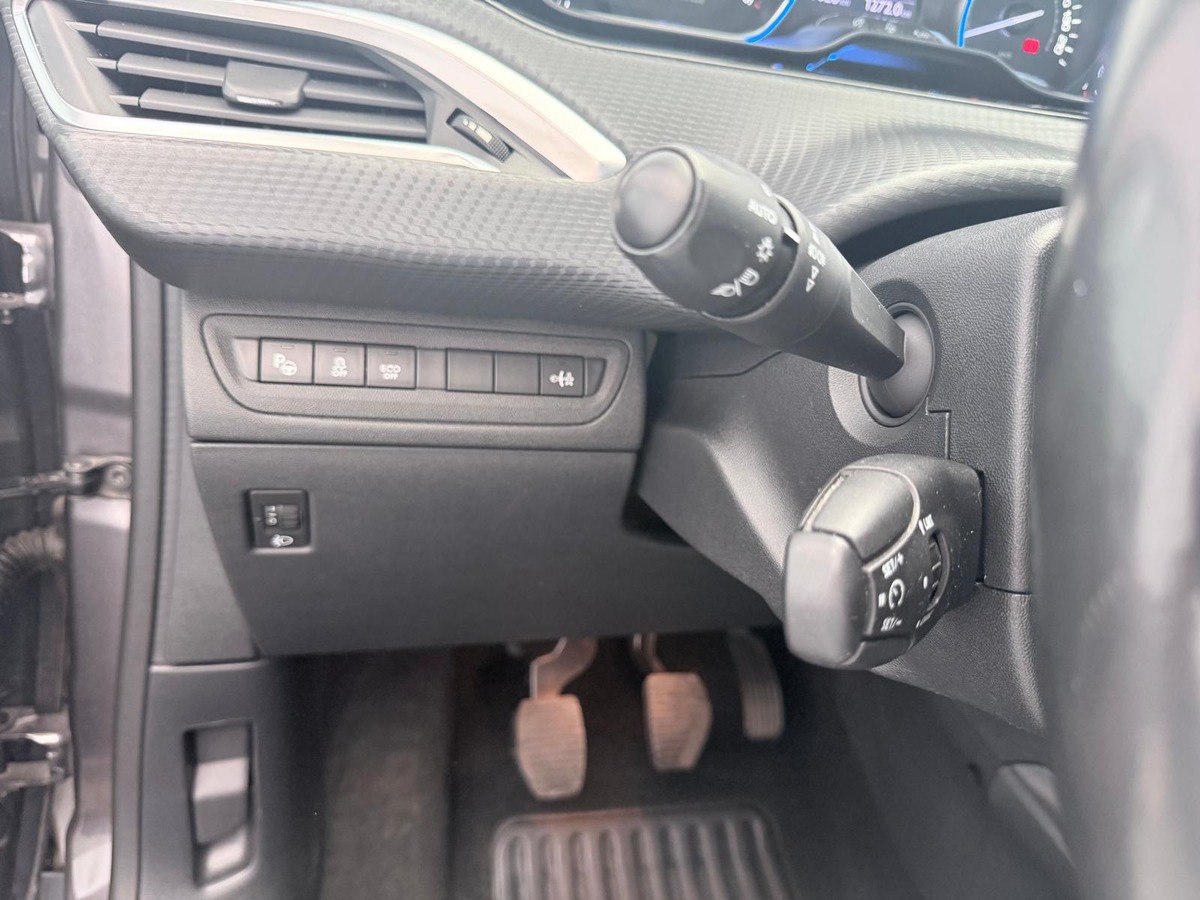 Peugeot 2008 1.6 e-hdi 115 ALLURE