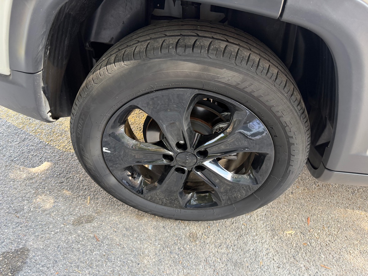 Jeep Compass 1.6 CRD 120 CV / Brooklyn Edition/ CarPlay / Caméra de Recul / Pack Black / Phase 2