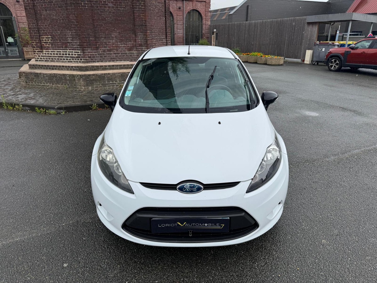 Ford Fiesta 1.25 82cv Ambiante Flexfuel (sans plomb / éthanol) - Garantie