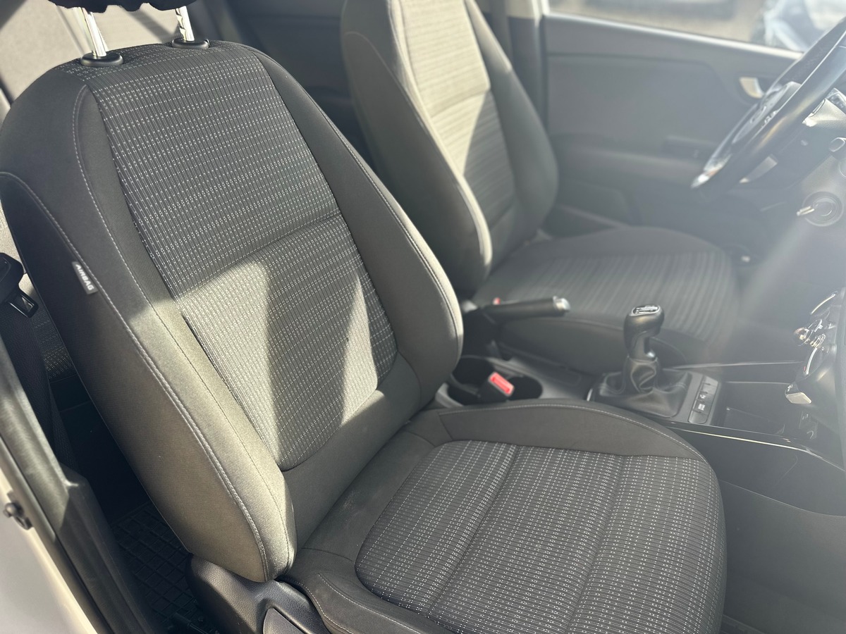 Kia Stonic Phase 2 1.0 T-GDi 100 cv EN TRÈS BON ÉTAT - CAMÉRA DE RECUL - CARPLAY