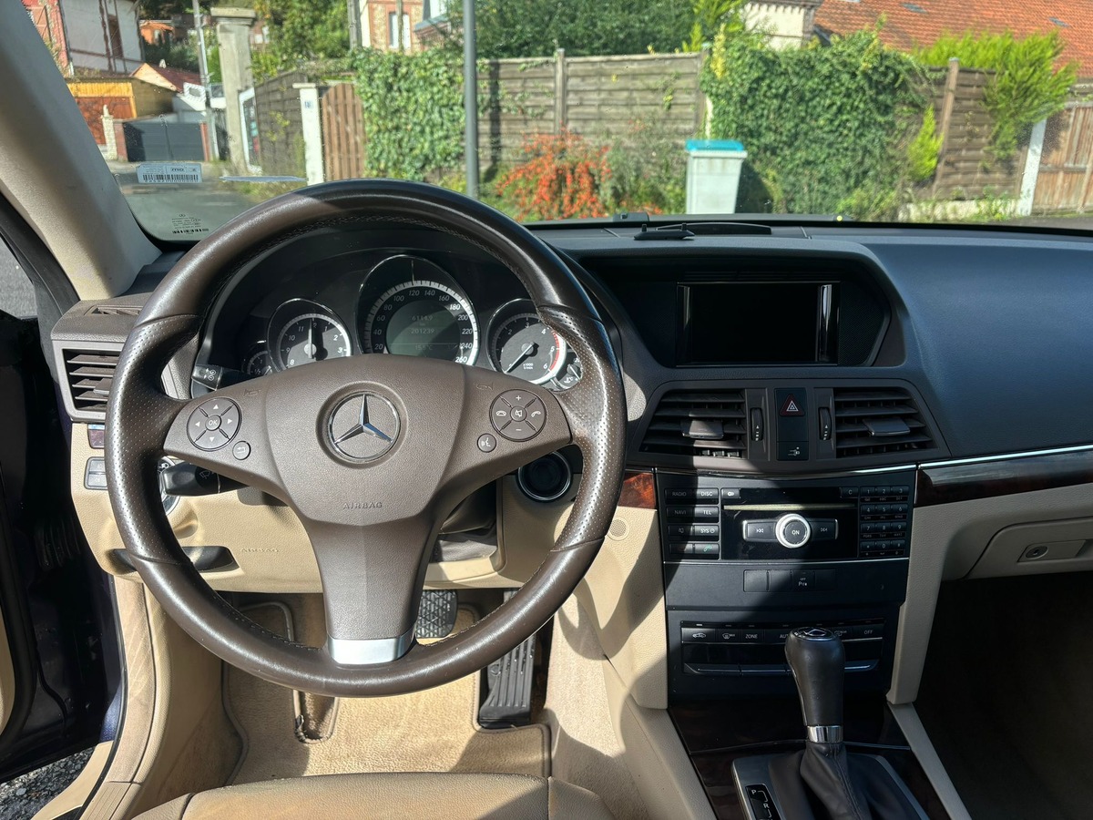Mercedes-Benz Classe E Coupé 220 CDI BlueEfficiency Elegance