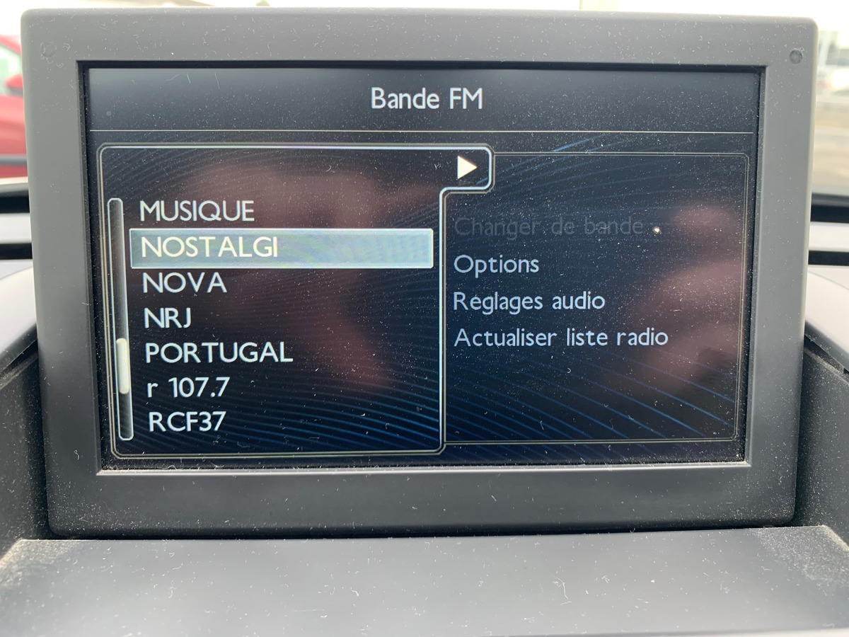 Peugeot 3008 200 ch | 2.0 e-HDi HYbrid4 Pack ETG6 + Electric | GPS | Bluetooth | Régulateur vitesse