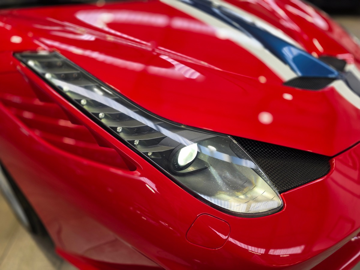 Ferrari 458 SPECIALE 4.5 605 ORIGINE FRANCE // ROSO CORSA /  BANDES NART / HARNAIS A