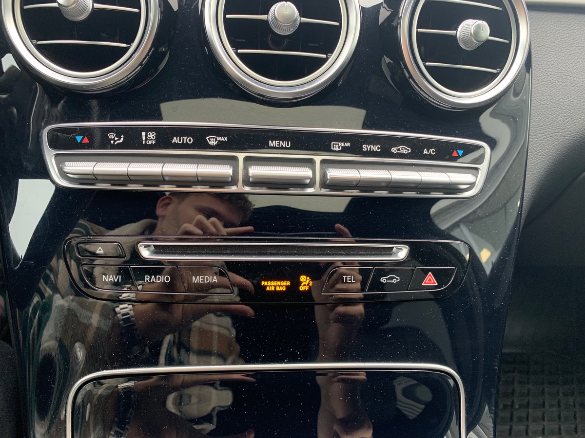 Mercedes-Benz GLC Coupé 204 | 250 4MATIC | Toit Panoramique | Caméra Recul | Attelage électrique