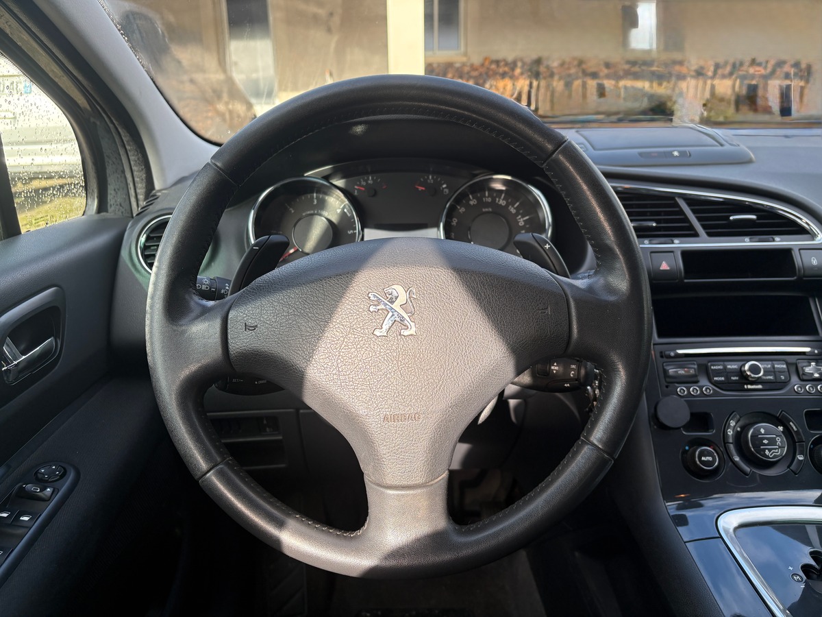 Peugeot 3008 1.6 hdi - 115CH - 6CV