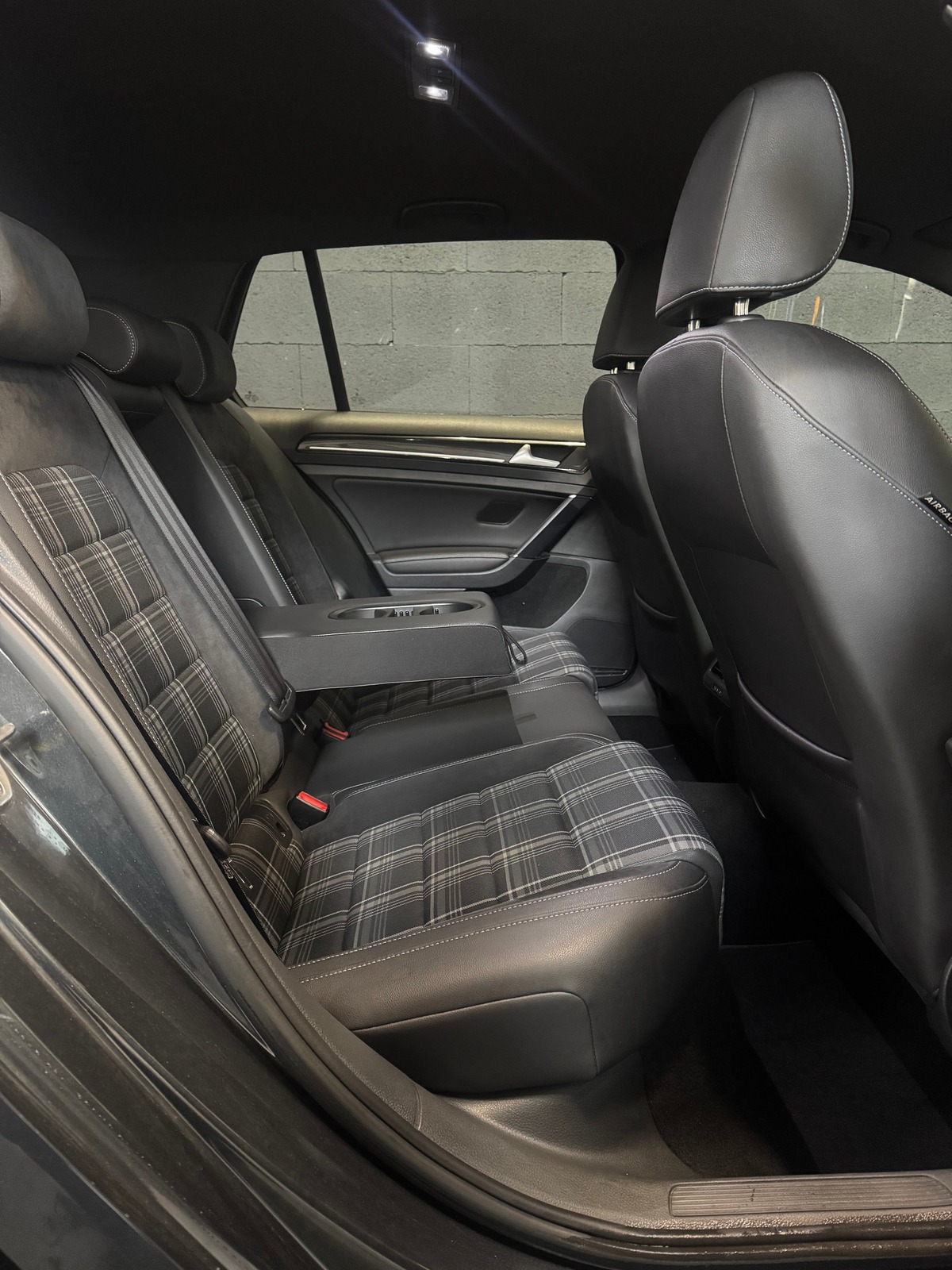 Volkswagen Golf VII GTD 2.0 TDI 184 DSG6