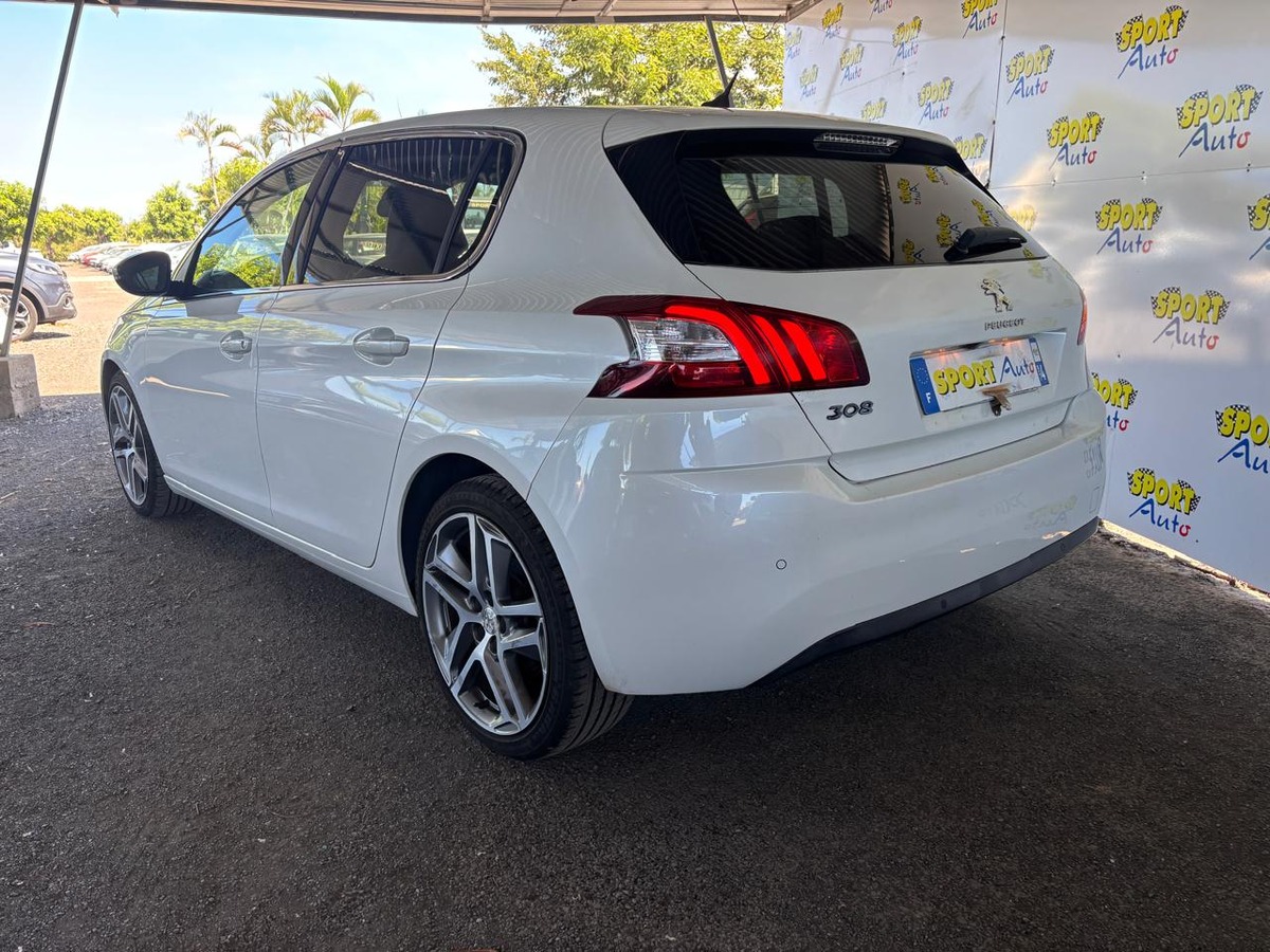 Peugeot 308 1.2 ptec