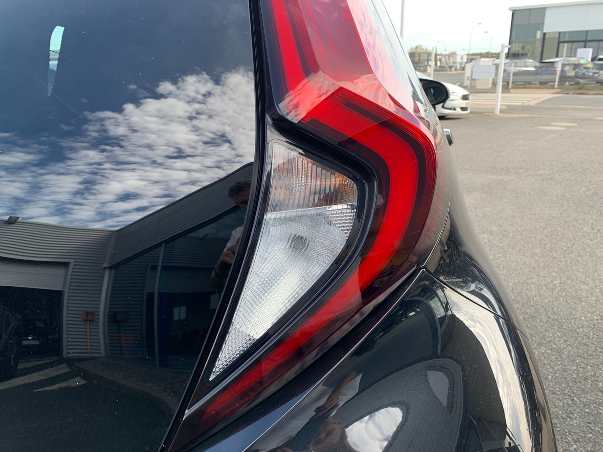 Toyota Aygo X 72 | Design | Apple car play | Régulateur | Climatisation | Ecran couleur tactile 8 "