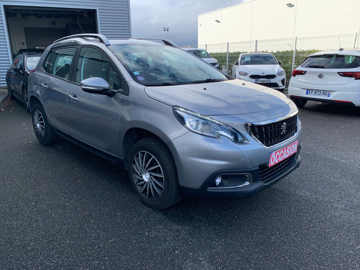 Peugeot 2008 82 ch | Active | Apple car play Android auto | Régulateur de vitesse | Pack Urbain