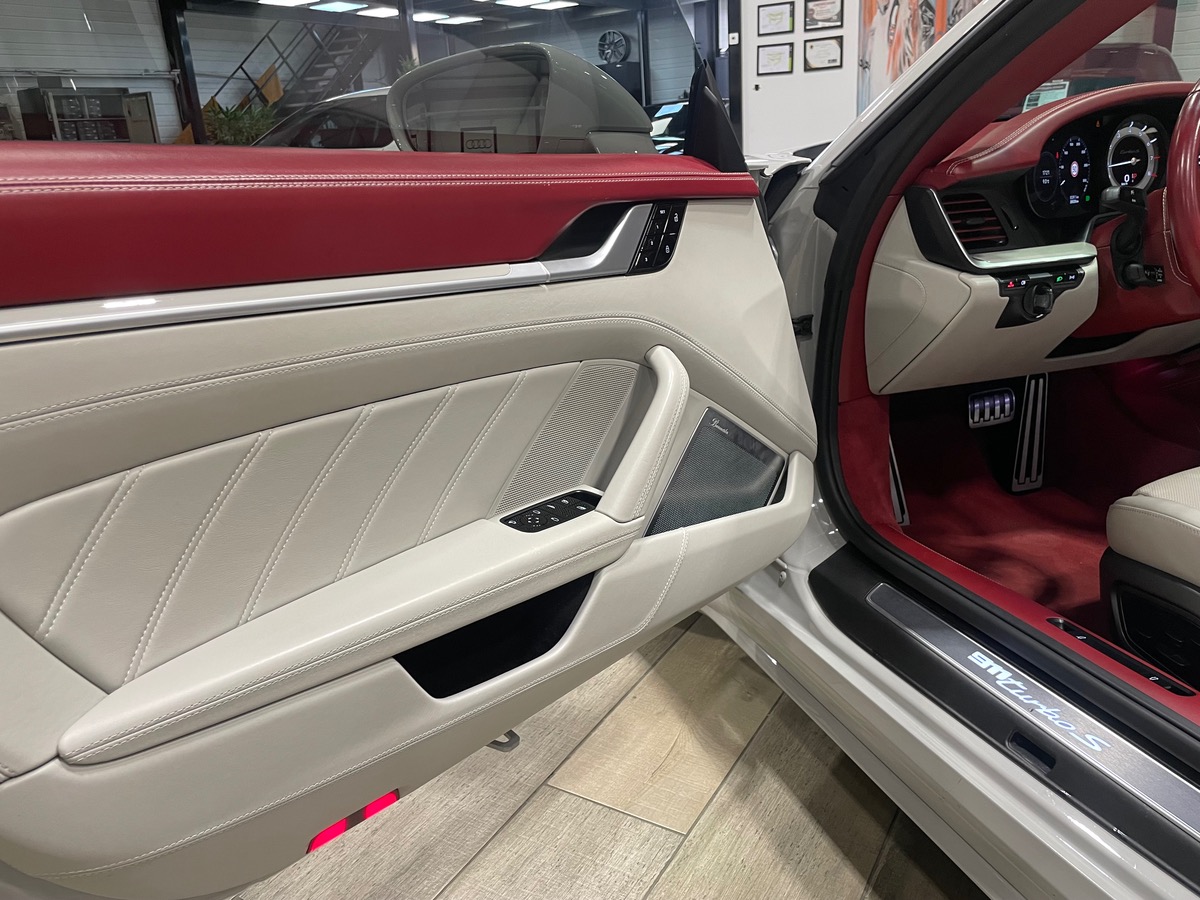 Porsche 911 TYPE 992 TURBO S CABRIOLET 3.7L 650CV PDK8 - EXCLUSIVE MANUFAKTUR
