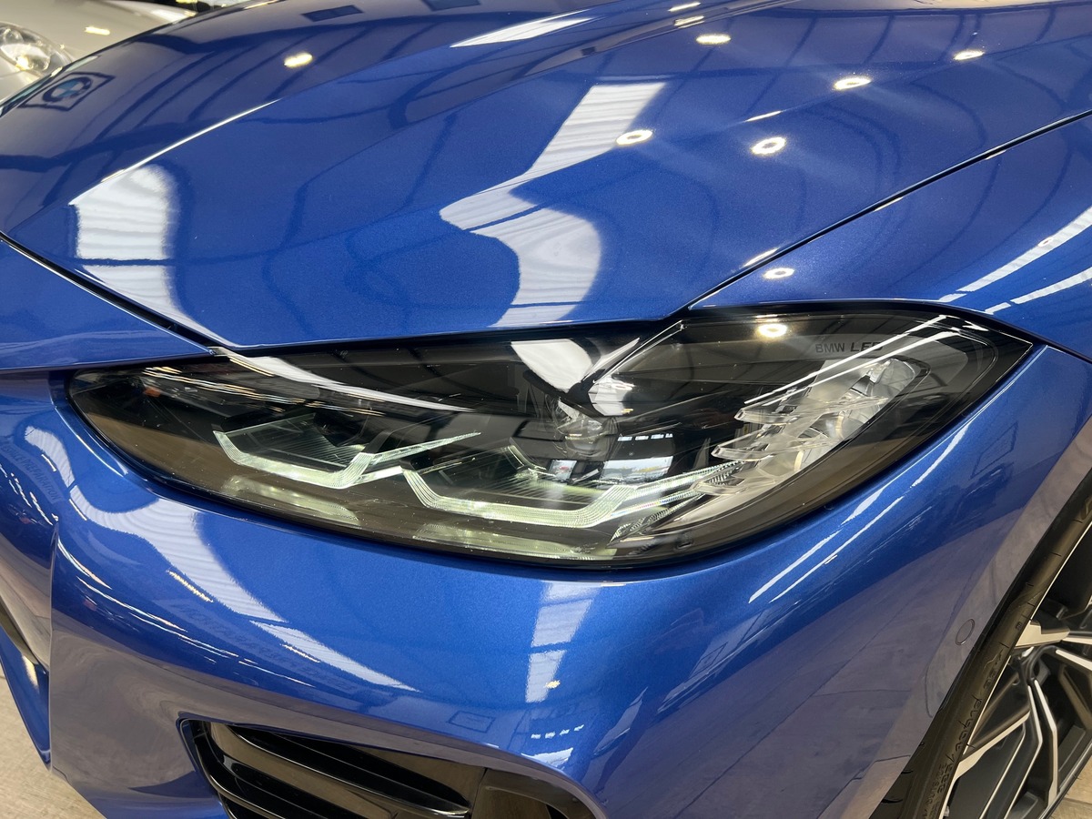 Bmw Série 4 (G22) COUPE 420D 190 M SPORT BVA8 /PORTIMAO BLUE/TOIT PANO/HUD
