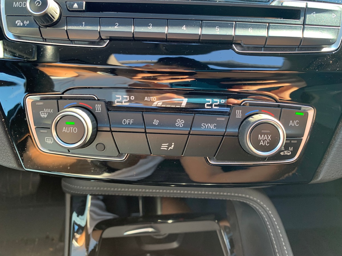 Bmw X1 231 ch | X-Line | xDrive | Caméra de recul | GPS | Attelage | Affichage tête haute | Cuir
