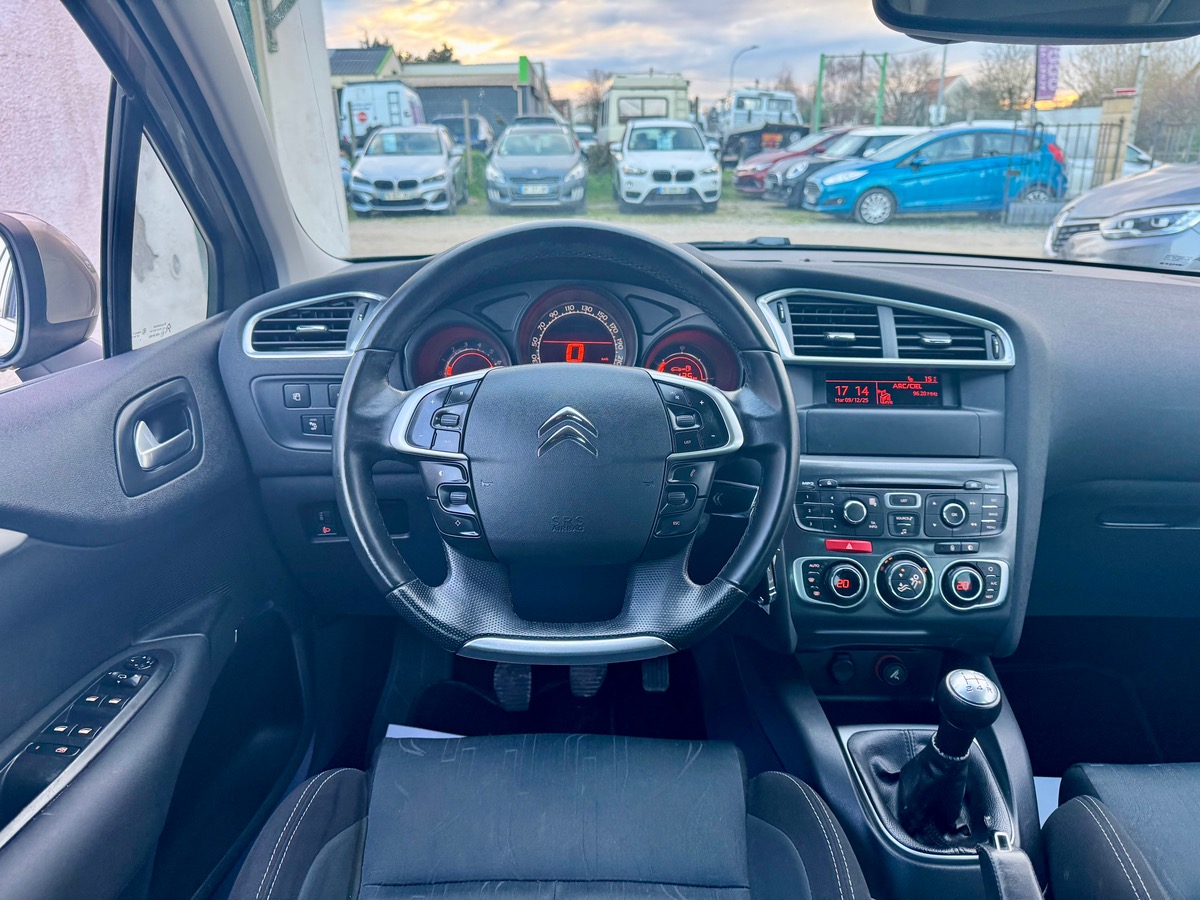 Citroën C4 (II) VTI 120 CV CONFORT SUIVI ENTRETIEN COMPLET