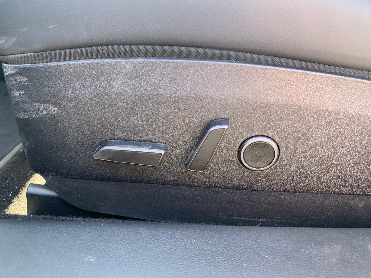Tesla Model 3 283 ch | Caméra recul | Toit panoramique | GPS | Cuir | Sièges électriques chauffants