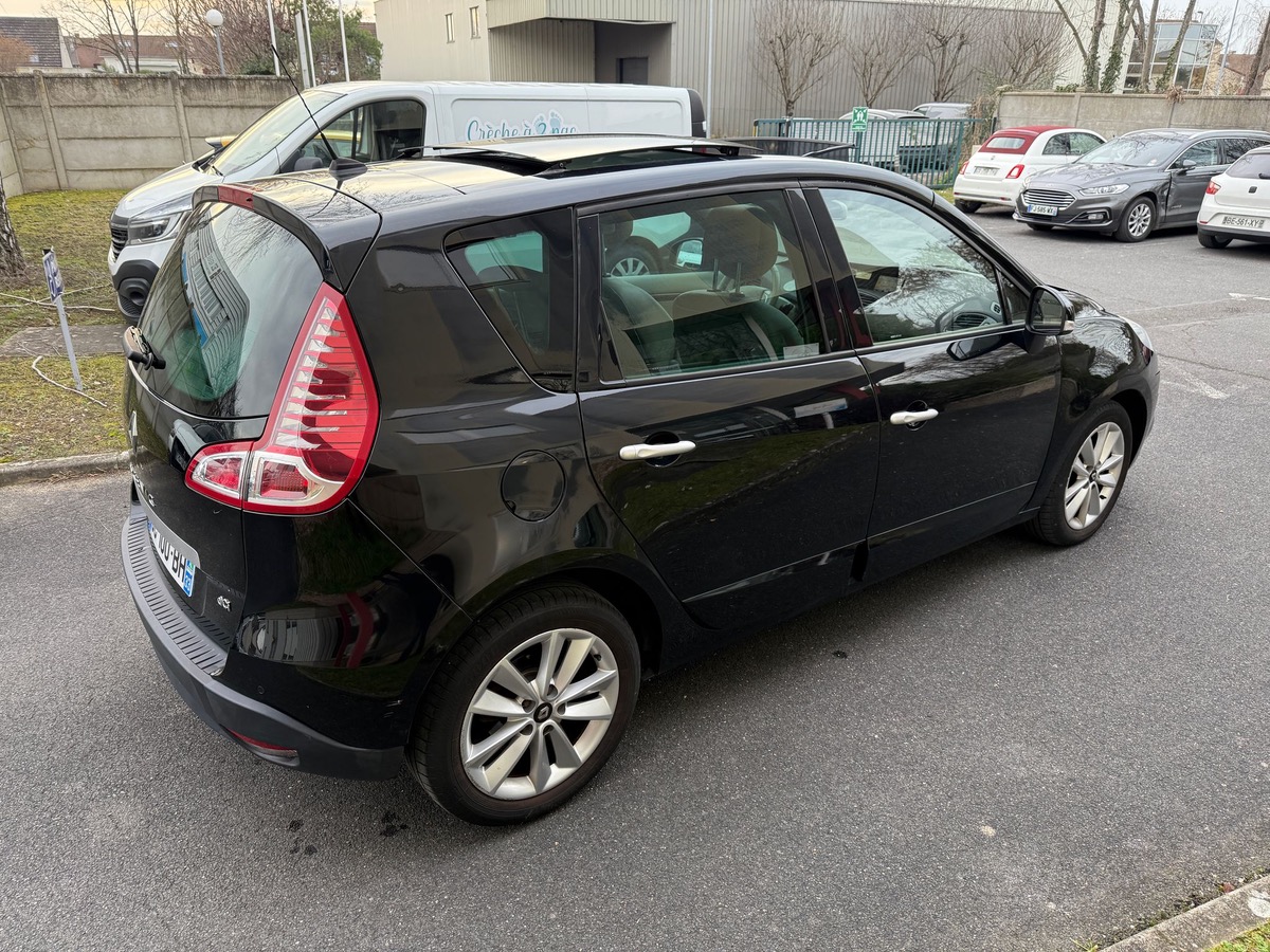 RENAULT Scenic 1.6 DCI 130 CV INITIAL 4XCBLeux