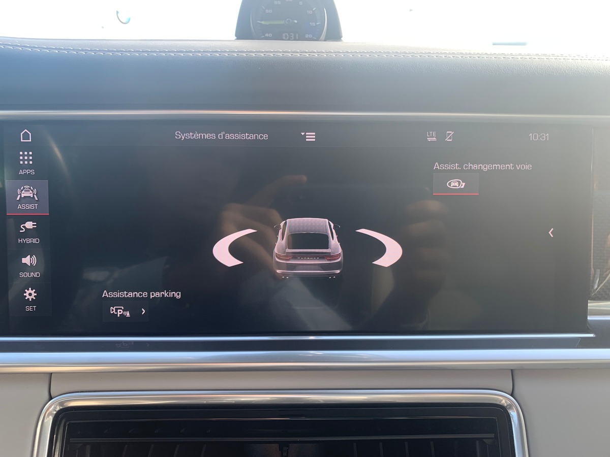 Porsche Panamera 462 | V6 | 4 E-HYBRID | Caméra | Apple car play | GPS | GARANTIE PORSCHE APPROVED