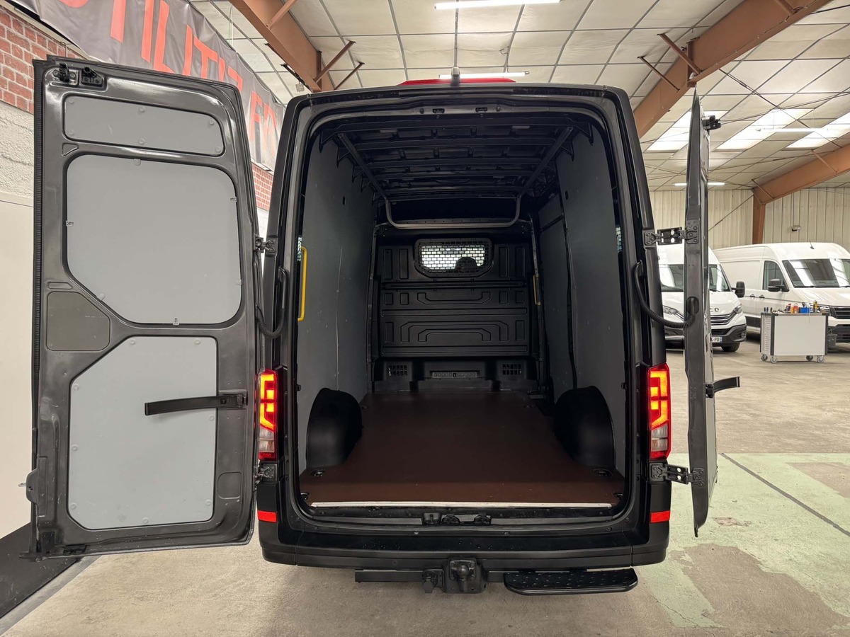 Volkswagen Crafter 35 L3H3 2.0 TDI 140cv DSG business line 41.017 kms