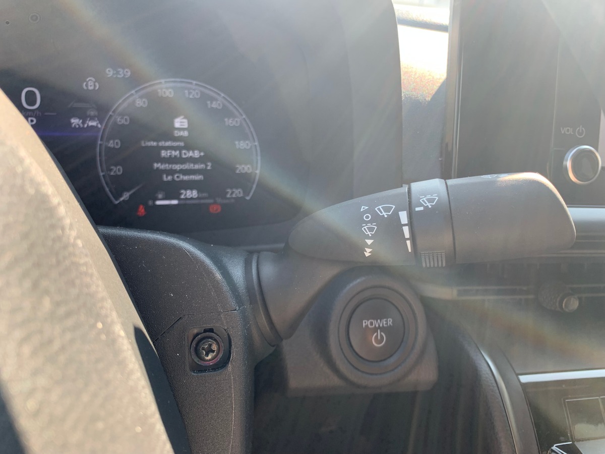 Toyota TOYOTA C HR 140 ch | Apple car Play Android Auto | Caméra de recul | Régulateur de vitesse