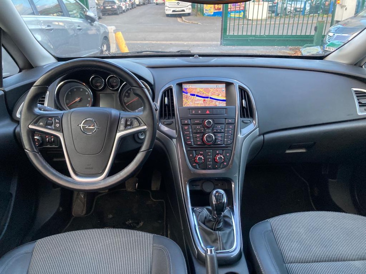 Opel Astra 1.6 CDTI 136 CV cosmo 1er main 4XSan frai CB
