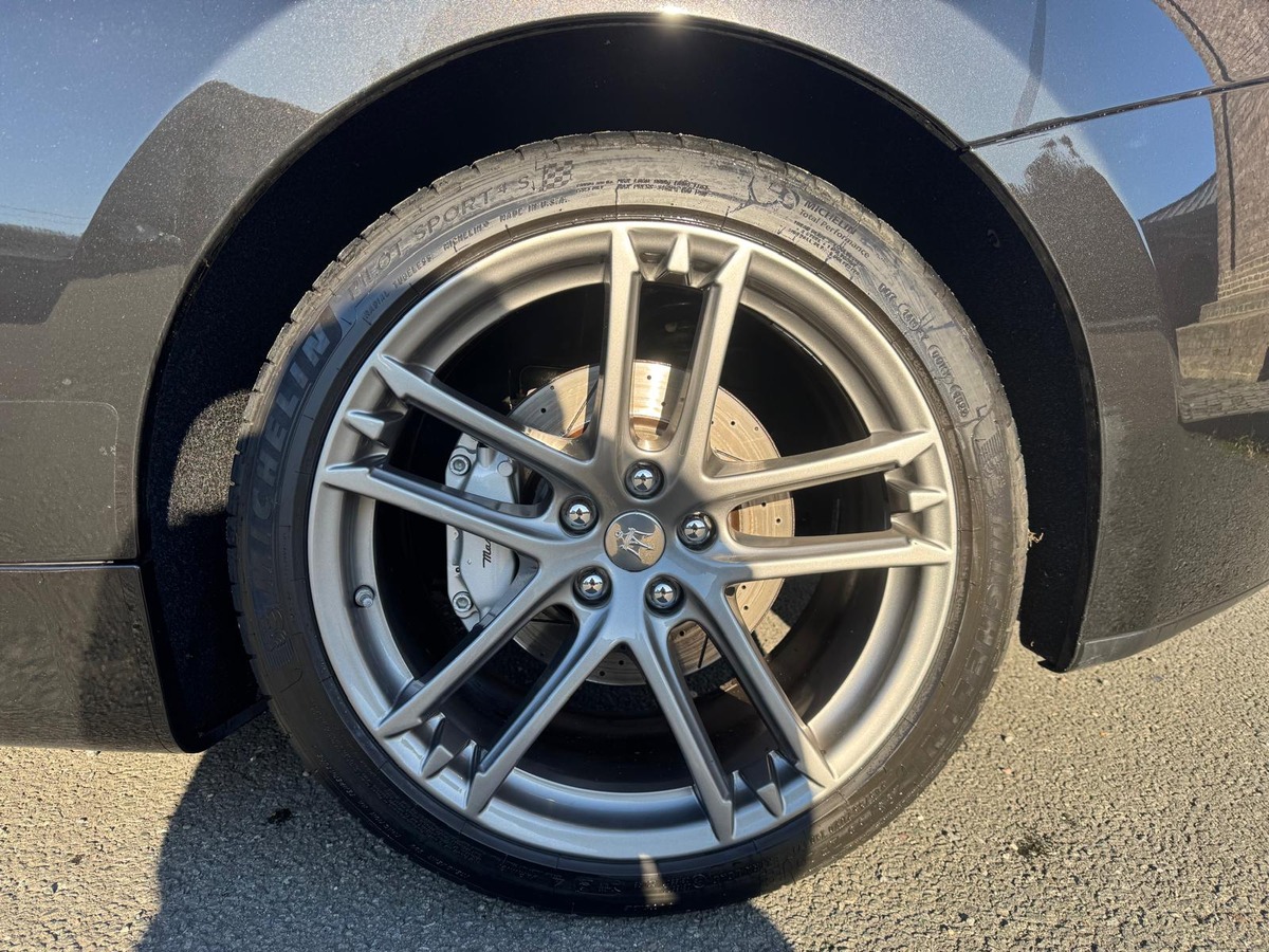 Maserati Granturismo S 4.7 V8 460cv Pack carbone - Jantes Stradale - Garantie