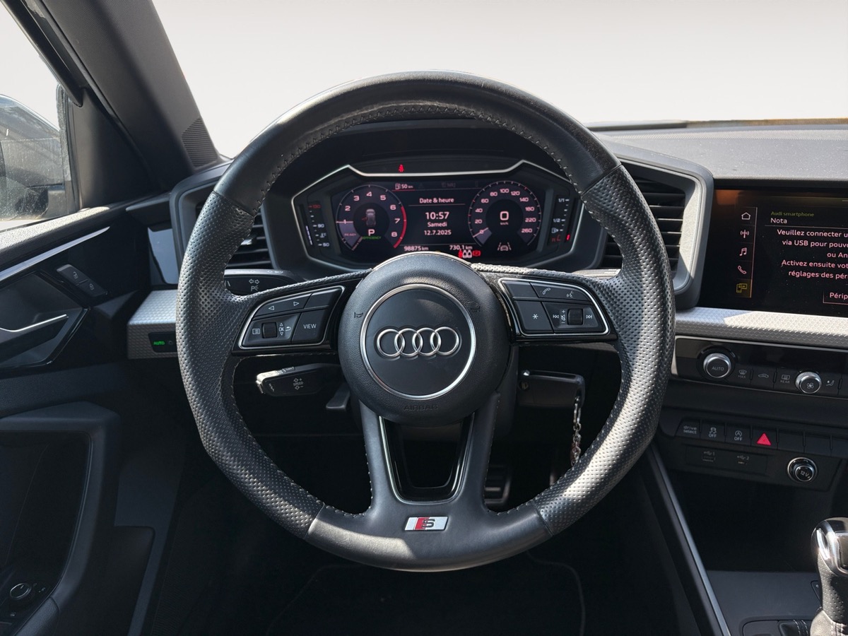 Audi A1 S LINE 30 TFSI 110 S TRONIC 7 / CARPLAY / TOIT NOIR