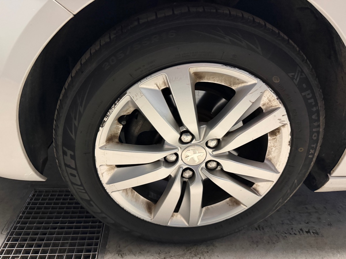 Peugeot 308 1.6 hdi 120ch Active Business