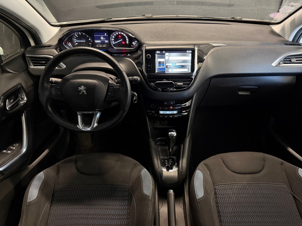 Peugeot 208 1.6 vti Boite Automatique / Moteur à chaîne