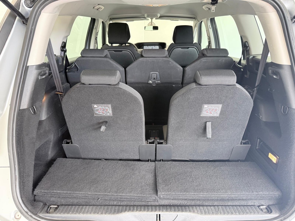 Citroën Grand C4 Picasso 1.6 Hdi 115 Confort   7places