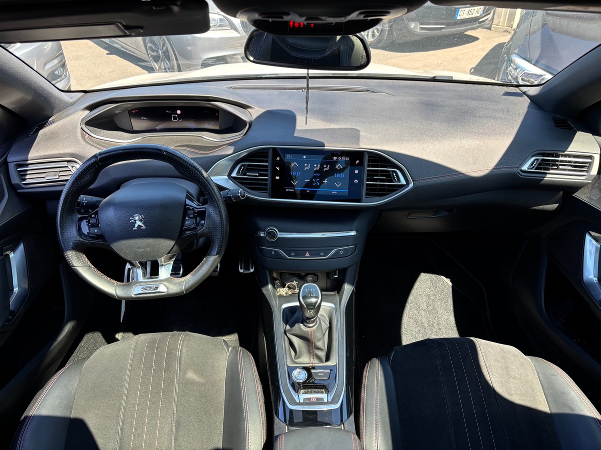 Peugeot 308 GT Line 1.5 Blue HDI 130 BVM6