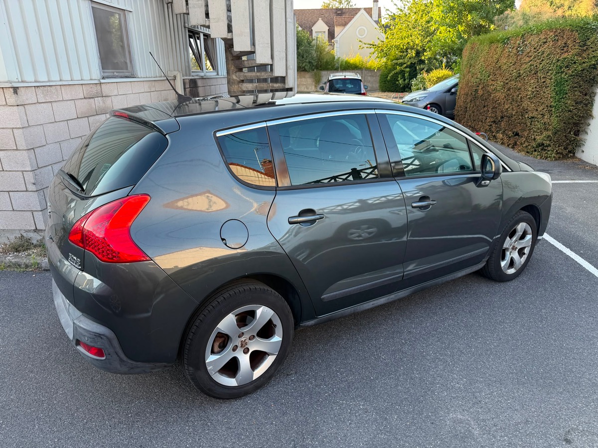 Peugeot 3008 1.6 HDI 115 CV allure garantie 6 mois