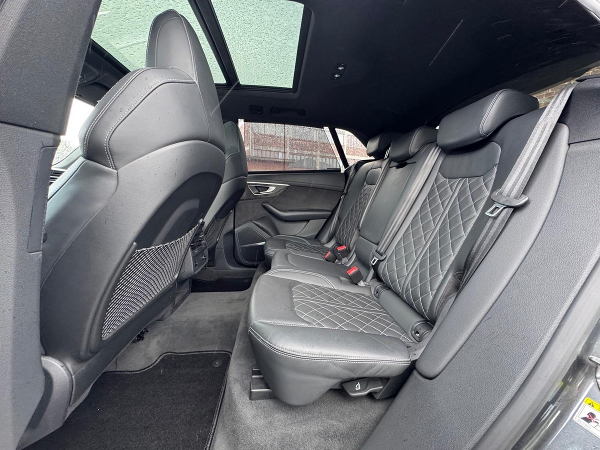 Audi Q8 50 3.0 TDI V6  Quattro Tiptronic8 286 cv S-LINE - Francais