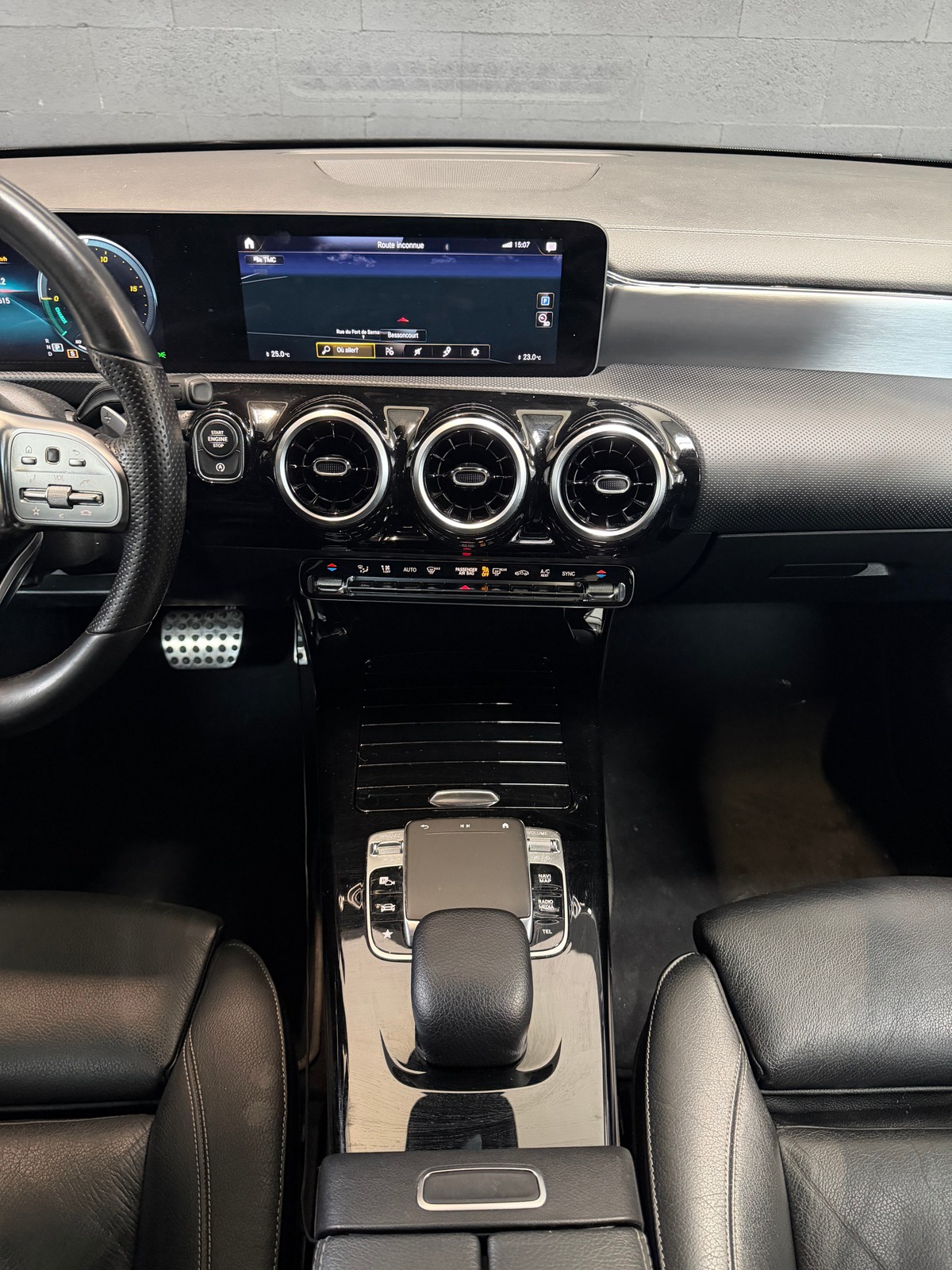 Mercedes Benz CLA 180D AMG LINE