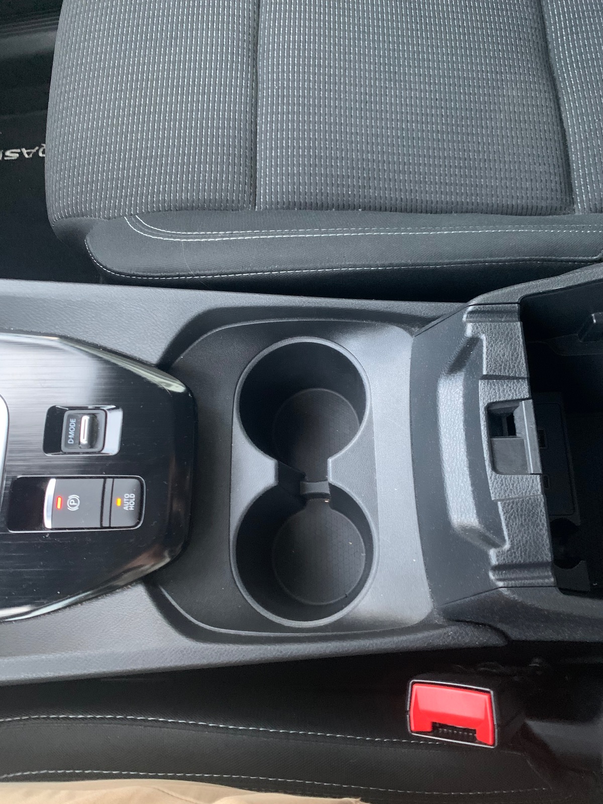 Nissan Qashqai 140 | BUSINESS EDITION | Caméra Recul | Entretien constructeur | Démarrage sans clé