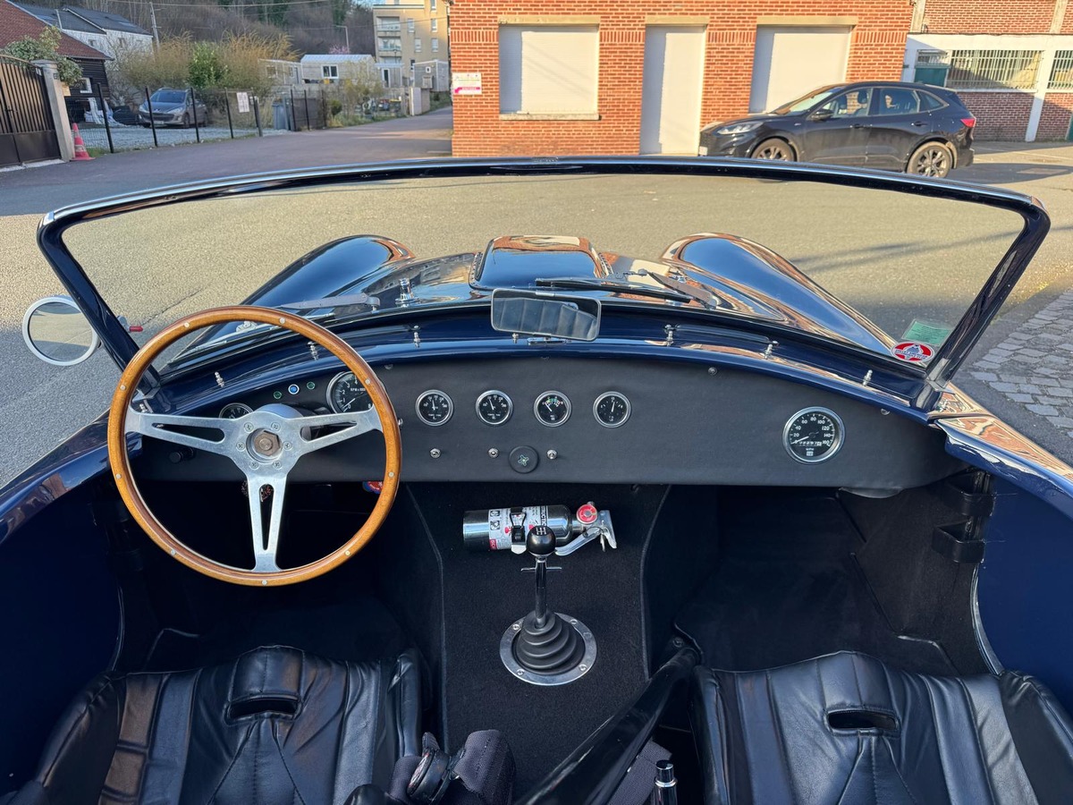 AC Cobra 289 FIA 6.4/390 Edelbrock 450cv - Restauré